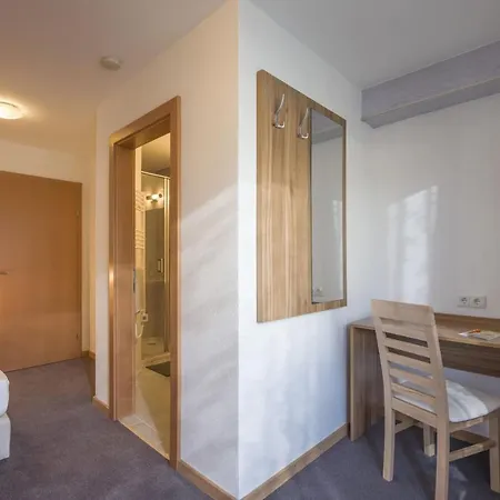 Fruehstueckspension Sport Mayr Bed & Breakfast 3*