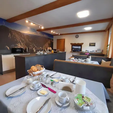 Fruehstueckspension Sport Mayr Bed & Breakfast