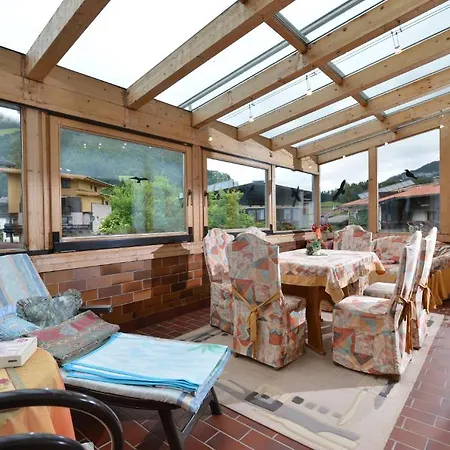 Oda ve Kahvaltı Fruehstueckspension Sport Mayr Söll