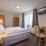 Fruehstueckspension Sport Mayr Panzió